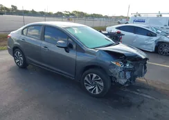 19XFB2F55DE045757: 44422313