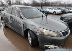 1HGCP26889A093103: 44423865