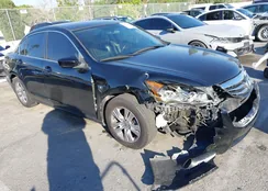 1HGCP2F64CA196184: 44423963