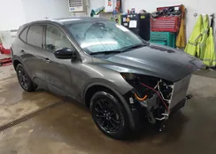 1FMCU9BZ7LUB22963: 44424831