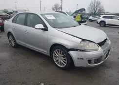 3VWJZ7AJ1AM096565: 44424865