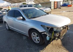 1HGCP2F43AA018889: 44424607