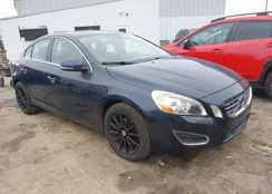 YV1612FS1D2183814: 44426432