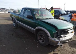 1GCCS19X3X8174377: 44427935