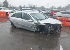 4T4BF3EK0BR097720: 44428870