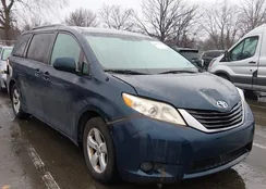 5TDKK3DCXCS176886: 44433478