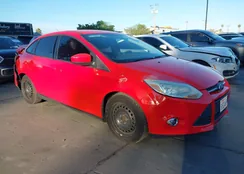 1FAHP3F22CL115121: 44444042