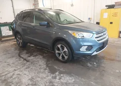 1FMCU9HDXJUB50152: 44446174