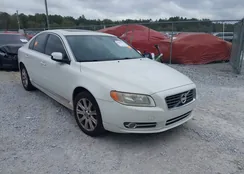 YV1982AS8A1114149: 44447351