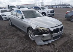 WBAKB8C59ACY63160: 44447394