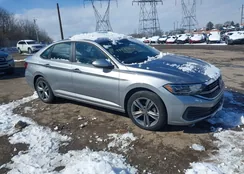 3VWEM7BU4RM033268: 44449862