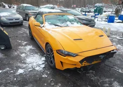 1FATP8UH2J5156381: 44451041