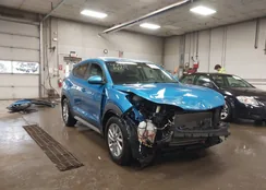 KM8J3CA46HU485162: 44451484