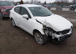 3MYDLBYV7HY184747: 44453511