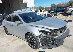 1N4AL3APXJC107149: 44456204