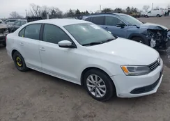 3VWD17AJ9EM328601: 44458754