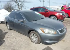 1HGCP26399A132608: 44458962