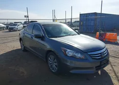 1HGCP2F71CA166424: 44460552