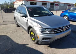 3VV1B7AX1MM071683: 44461674