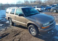 1GNDT13X13K164378: 44462402