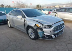 3FA6P0LU3DR261283: 44464078