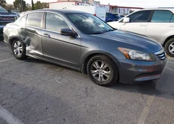 1HGCP2F4XCA011036: 44470645