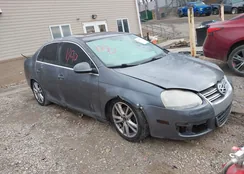 3VWRM71K79M147394: 44471390