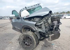 3C6UR5PL9NG185051: 44476744