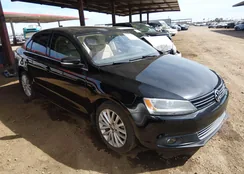 3VWLP7AJ8CM008418: 44476543