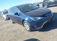 2C4RC1H79JR332970: 44480541