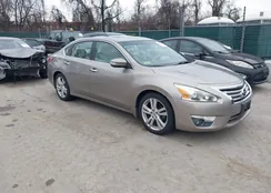 1N4BL3AP3DC135898: 44482163