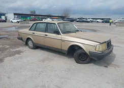 YV1AA8849M1456953: 44483837