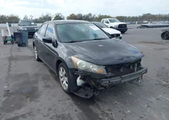 1HGCP26779A185942: 44483972