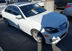 WDDGF4HB5DR275509: 44484079