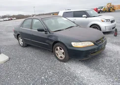 1HGCG1658YA083508: 44483350