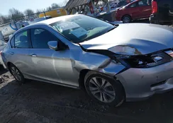 1HGCR2F30EA108489: 44483658