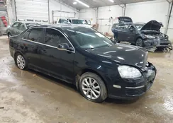 3VWRZ7AJ4AM067127: 44486681