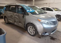 5TDYK3DC3GS732780: 44487696