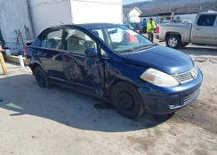 3N1BC11E09L370402: 44487428