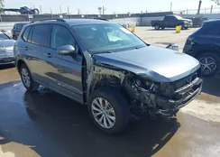 3VV1B7AX0LM142709: 44487474