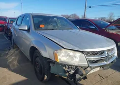 1C3CDZCB5CN312832: 44489334