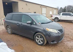 5TDKK3DC2BS101064: 44491780