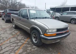 1GCCS1946W8164947: 44492015