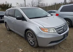 5FNRL5H60CB061889: 44492968