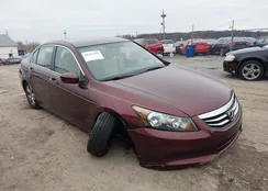 1HGCP2F40CA041324: 44492368