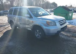 2HKYF18577H527635: 44494182