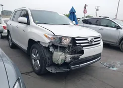 5TDDK3EH9CS134938: 44495963