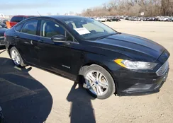 3FA6P0LU7JR101841: 44495437