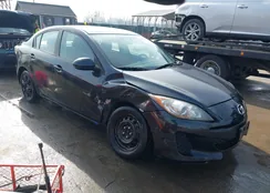 JM1BL1UG2C1530837: 44495552