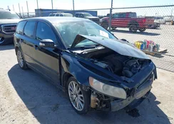 YV1382MW8A2526697: 44495591